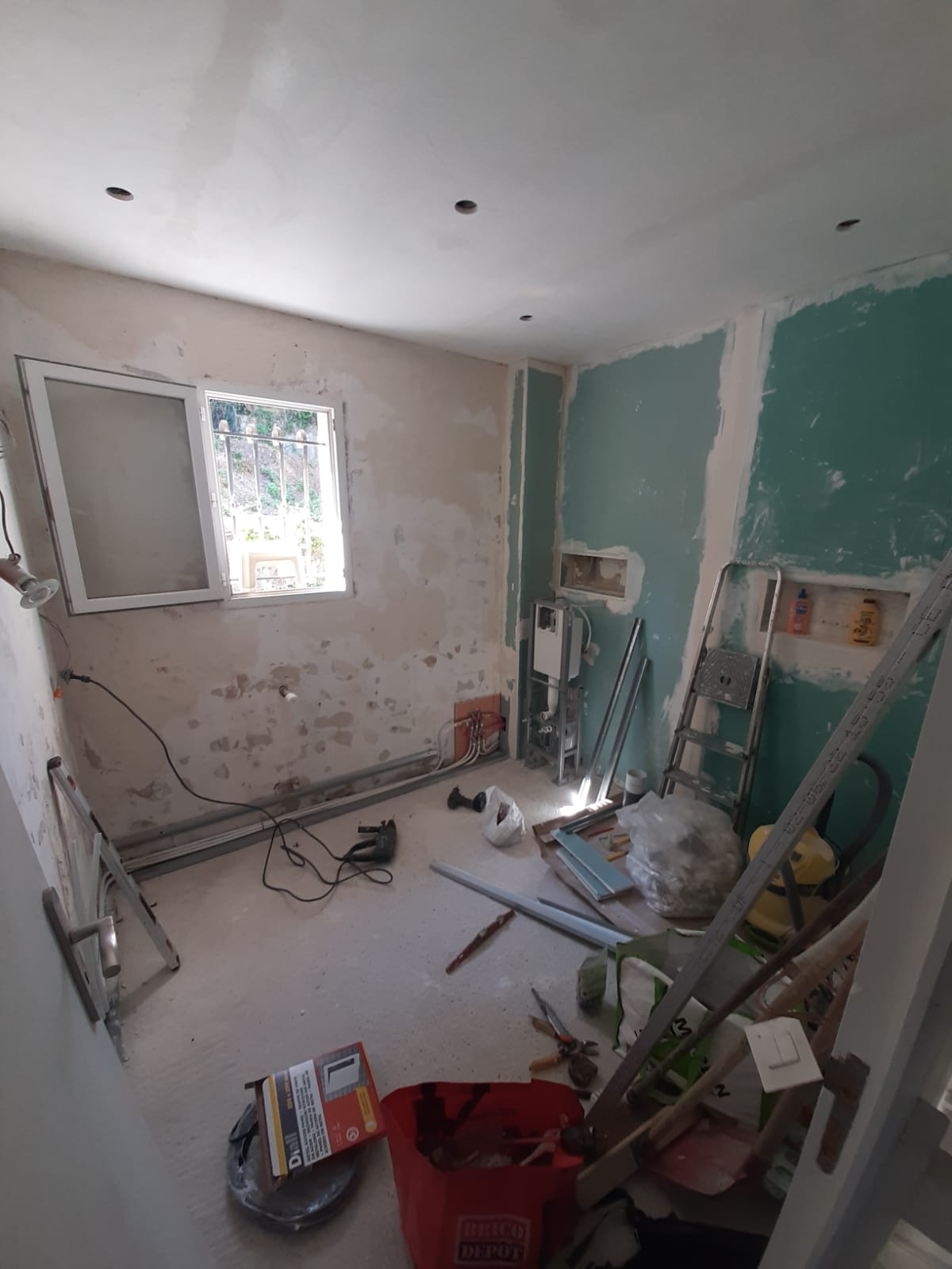 Avant rénovation de salle de bain